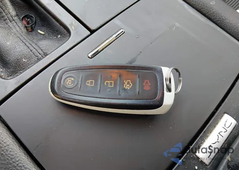 2015 Ford Taurus Sel z USA, uszkodzony, nr VIN 1FAHP2E82FG161089